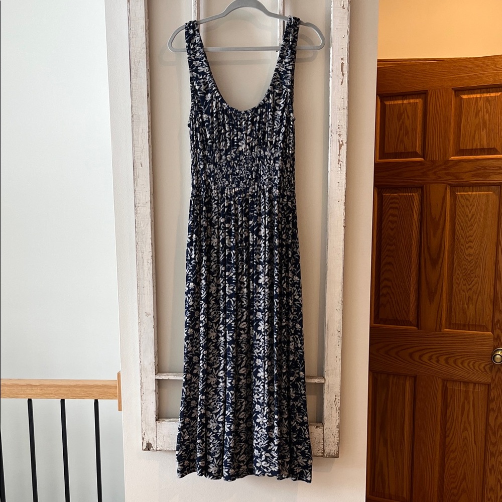 Faherty Navy and Cream Midi Dress